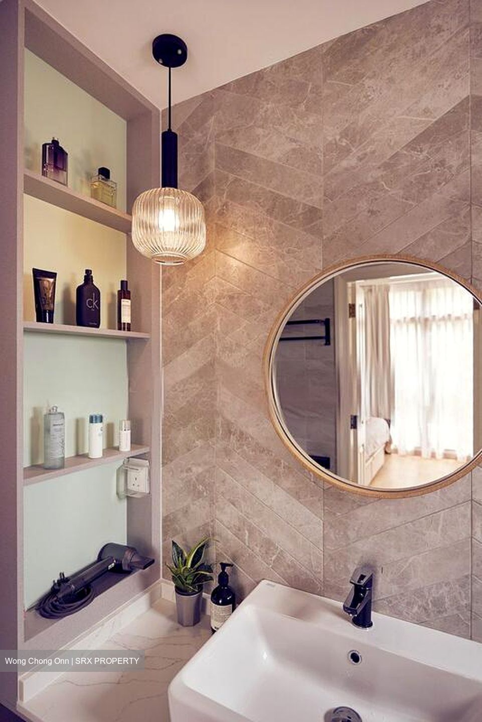 High Oak Condominium (D21), Condominium #502845611